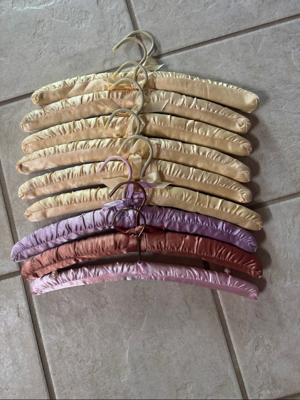 Hangers Padded Set of 9